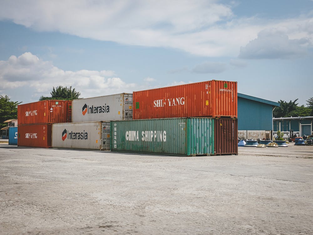 free-photo-of-stacked-shipping-containers-from-china